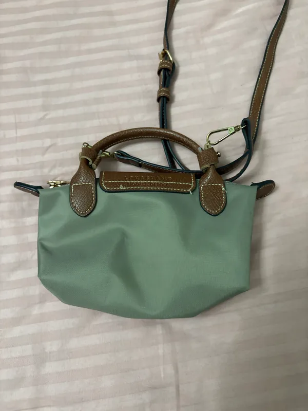 Longchamp sumkasi 2 Longchamp sumkasi 2