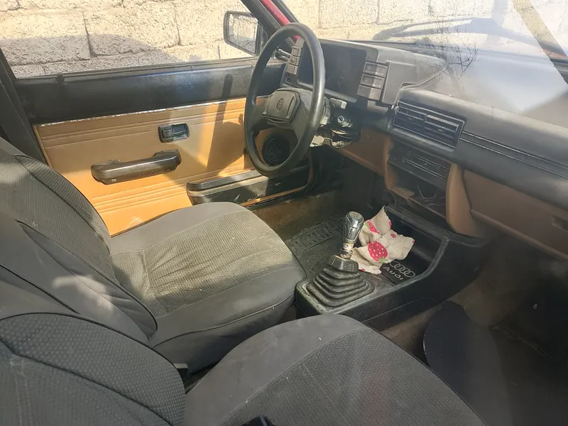 Audi 80 B2, benzin, holati o‘rtacha, motor 1.6 2 Audi 80 B2, benzin, holati o‘rtacha, motor 1.6 2