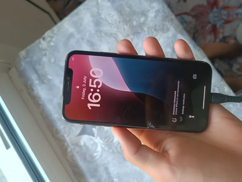 Ikkita telefon #1 Xiaomi 11T 5G 8/128 #2 iphone xs 64GB 5