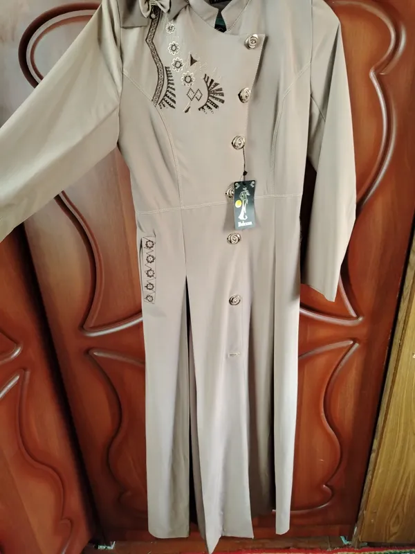 ayollar libosi