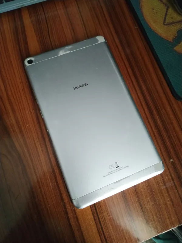 Арзонга Планшет Huawei — фото 1