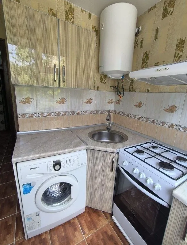 1 xonali kvartira, 28 m2, Mirzo Ulug'bek 4 1 xonali kvartira, 28 m2, Mirzo Ulug'bek 4