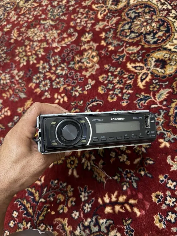 Pioneer deh3150 sotiladi bluetooth 1