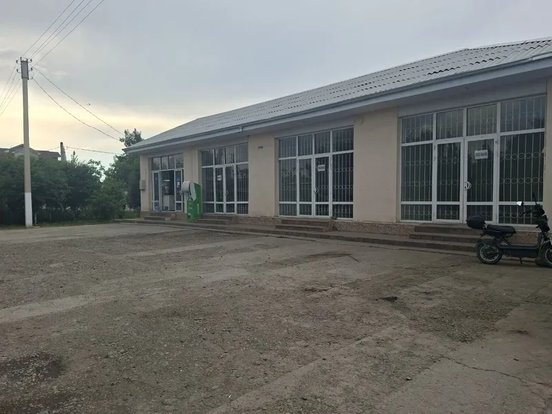 Bino Arendaga beriladi 4 xonadan iborat