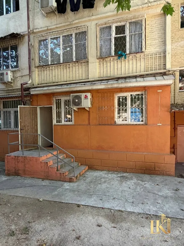 Нежилое помещение на 1-й линии вдоль дороги в Мирзо-Улугбекском районе