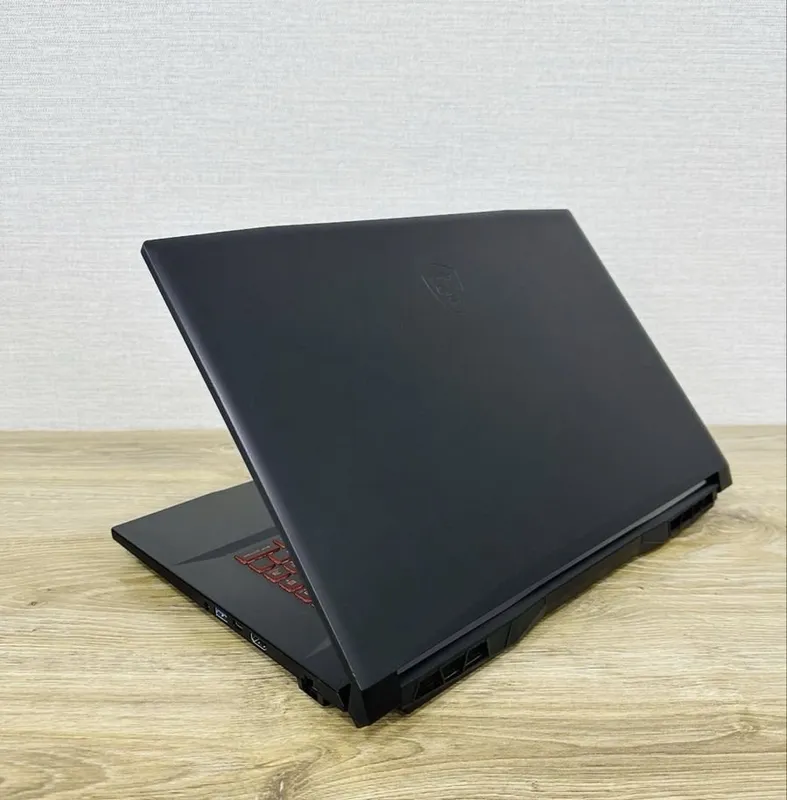 Msi Katana 17.3 — игровой, идеальное состояние 2