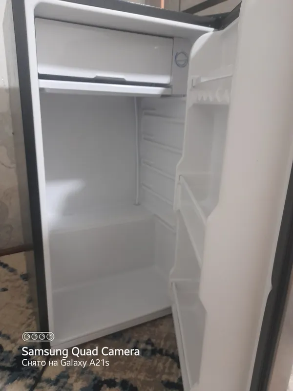 Продаётся холодильник, автомат, обмен на стиральную машину есть 2