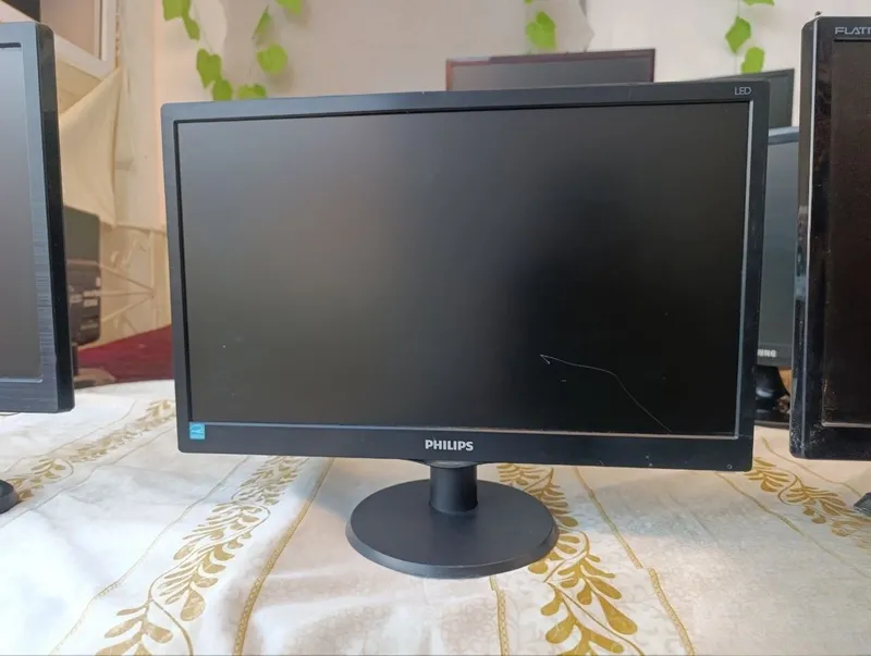 В продаже рабочие мониторы для офиса и других задач 4 В продаже рабочие мониторы для офиса и других задач 4
