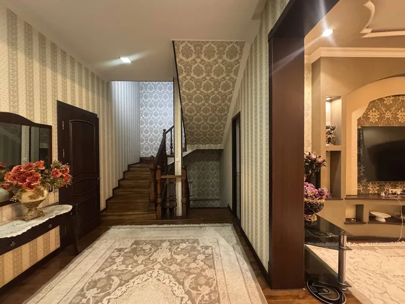 7 xonali kvartira, 450 m2, Mirzo Ulug'bek 7 7 xonali kvartira, 450 m2, Mirzo Ulug'bek 7