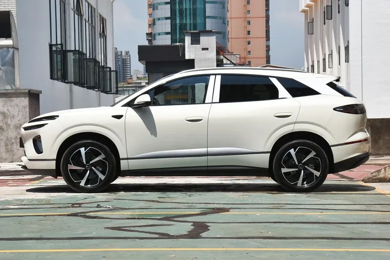 BYD Sealion 06 silion, 605km Plus — фото 1