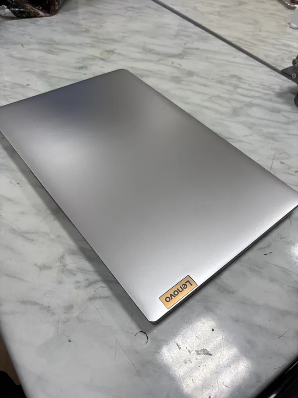 Lenovo ideapad 1i 1 Lenovo ideapad 1i 1