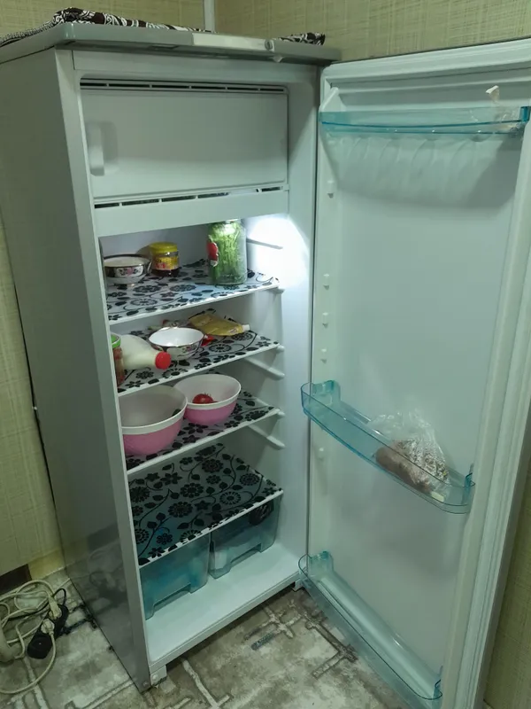 продаю холодильник