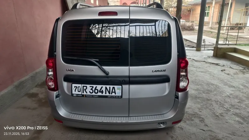 Ваз Lada Largus 2018 probeg 34000km — фото 2
