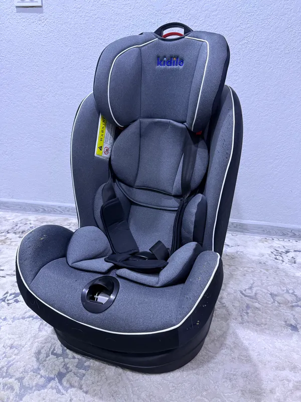 Продается авто кресло бренда Kidilo