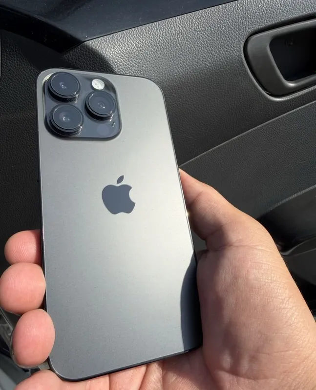 iPhone 14 Pro с eSIM 1 iPhone 14 Pro с eSIM 1