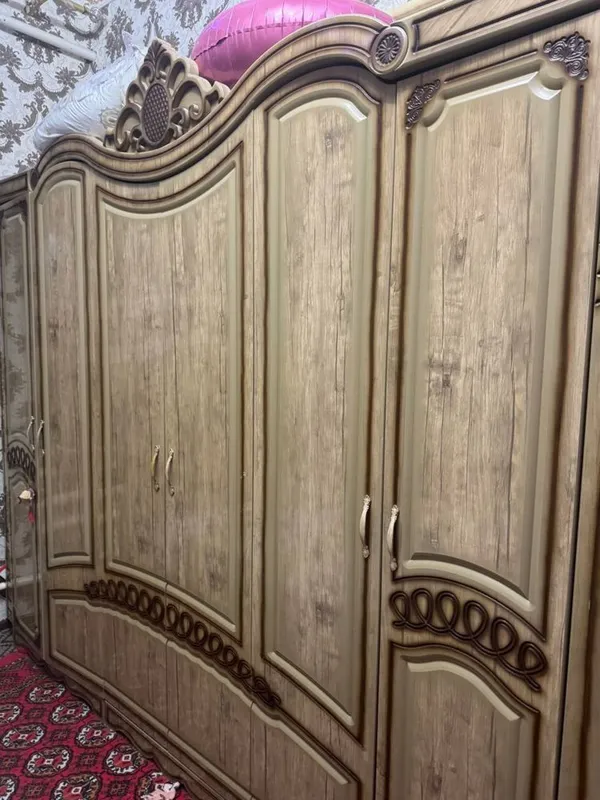 Сотилади: Ётоқхона мебел тўплами 2 Сотилади: Ётоқхона мебел тўплами 2
