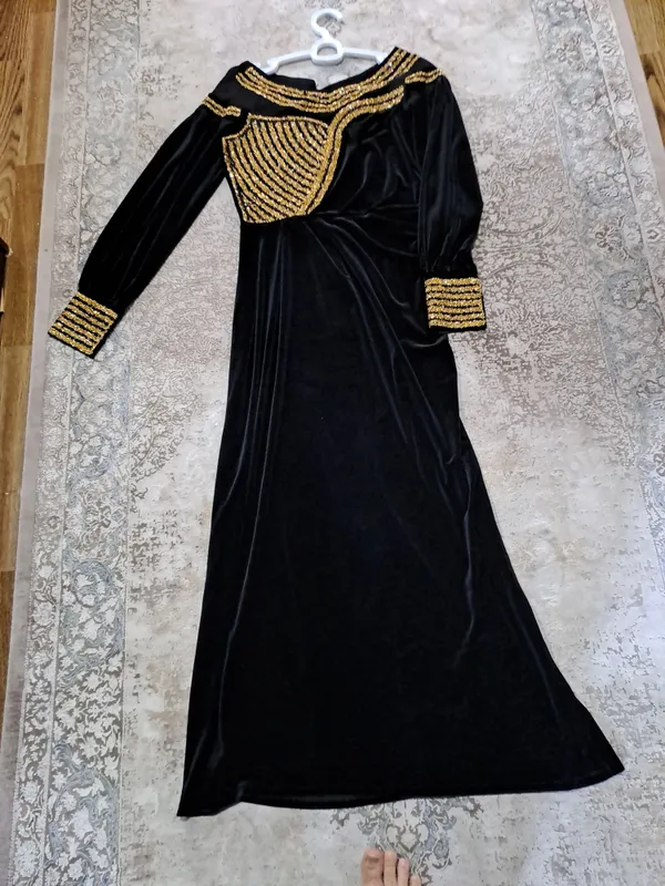 Платье
