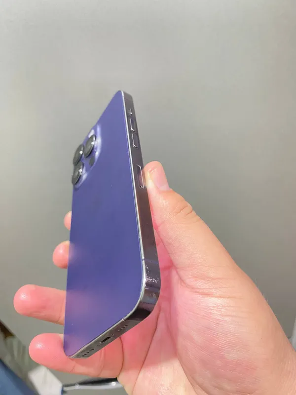 iPhone 14 Pro 256 ГБ 4