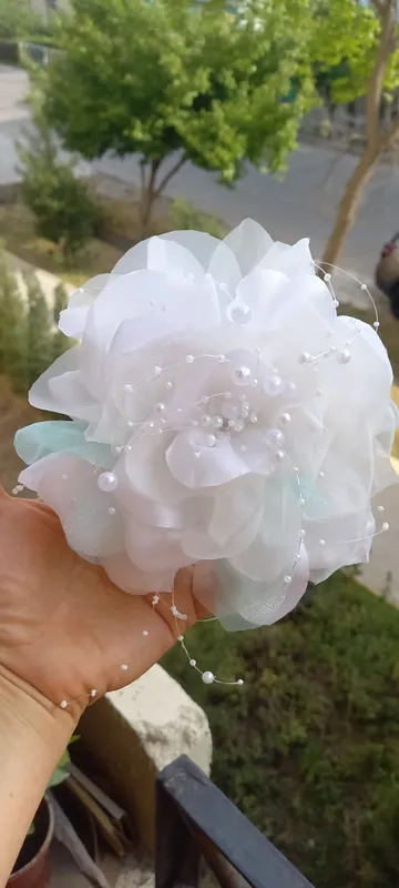 Malina rangli atirgul gul broshi 8 Malina rangli atirgul gul broshi 8