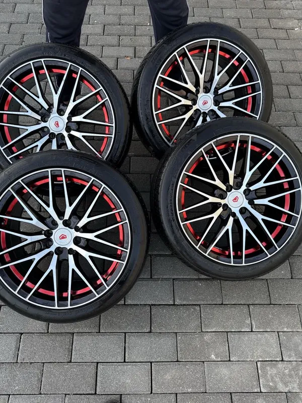 R17 Universal Vossen Diska 5