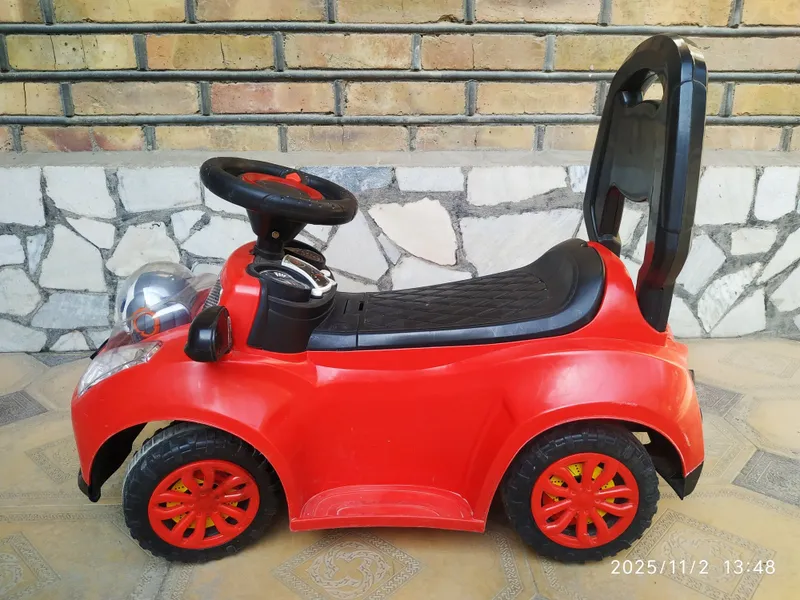 Детская машинка TOLOCAR 5