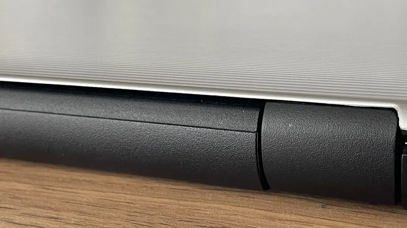 Noutbuk i7 8GB RAM 256GB SSD 2GB videokarta — фото 6