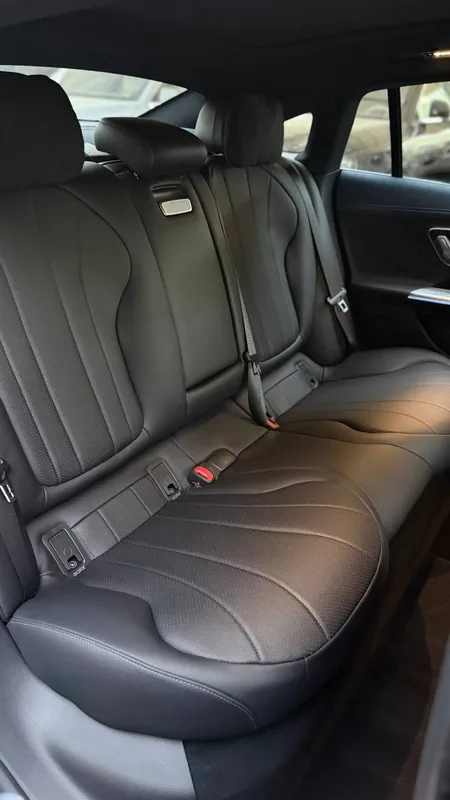 СРОЧНО !!! Mercedes-Benz EQE 500 4 matic 6
