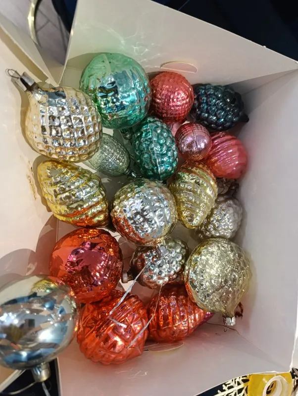 Новогодние старинные игрушки