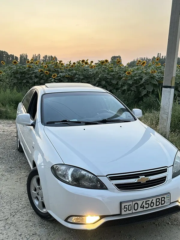 Продам Chevrolet Gentra 1 Продам Chevrolet Gentra 1