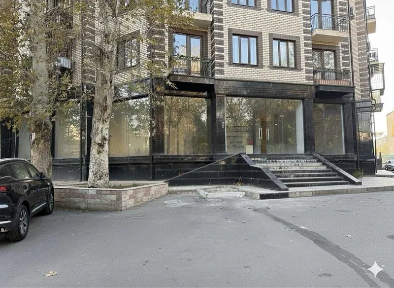 Продается помещения 600м2 на Чиланзаре Ц квартал SH83 1 Продается помещения 600м2 на Чиланзаре Ц квартал SH83 1