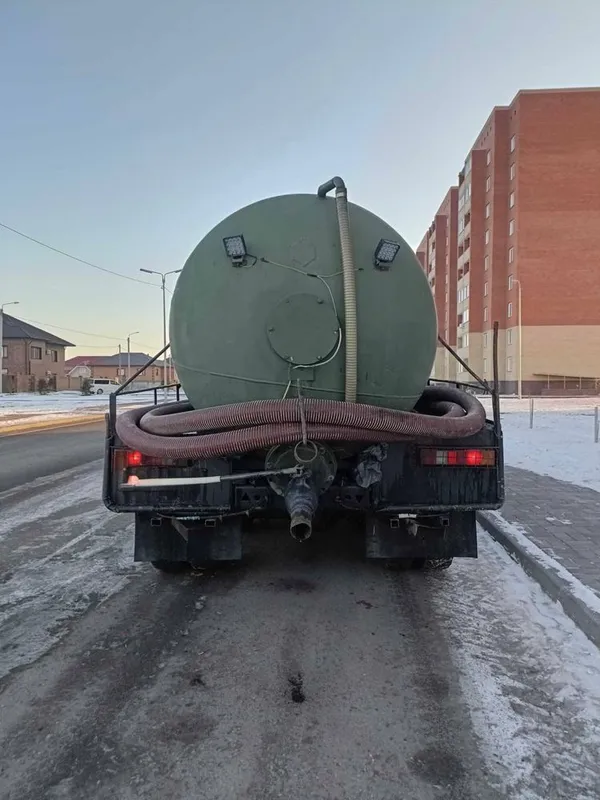 Ассенизатор водовоз Камаз 20 кубов, ассенизатор 12 куб аренда — фото 3