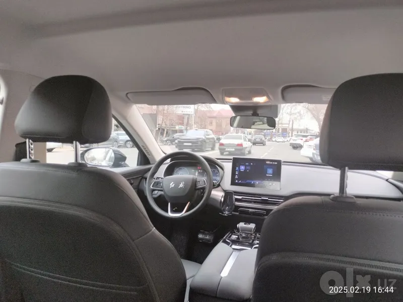 Hongqi eqm 5 sotiladi 4 Hongqi eqm 5 sotiladi 4