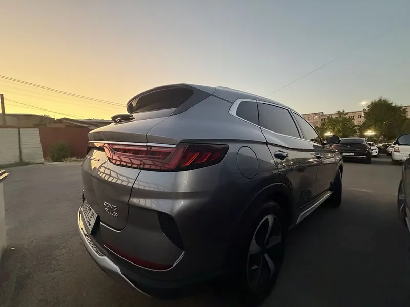 Byd song plus gibrid 8 Byd song plus gibrid 8
