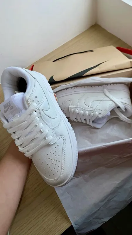 Nike SB White oyoq kiyim