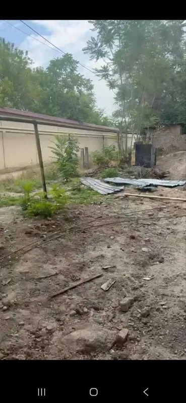 Сдаётся в аренду помещения 4 этажний 1700m2 Ул Фаргона йоли улица Баку 5