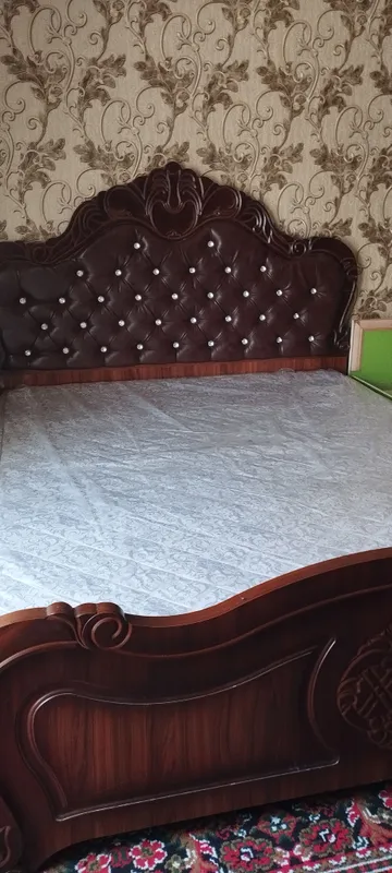Спальный мебельный комплект 2