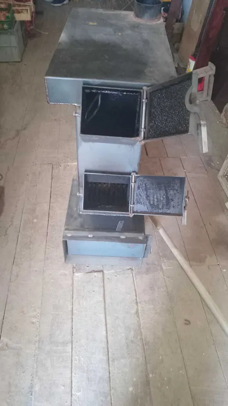 Otin komir pechka 700 sifatli deyarli yangi