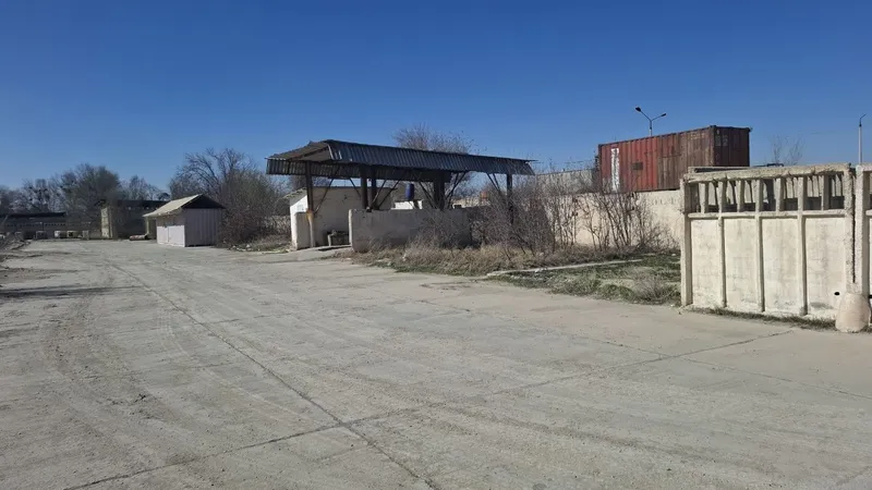 Продаётся производственная база в городе Навои — фото 1