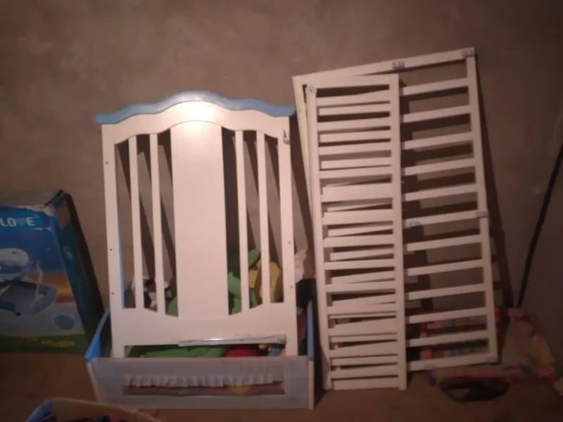 Мягкий мебель.4-тали 4