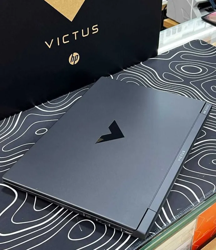 HP Victus Gaming 15-fb3001ax AMD R9 8940HX/16/512/RTX4060 4 HP Victus Gaming 15-fb3001ax AMD R9 8940HX/16/512/RTX4060 4