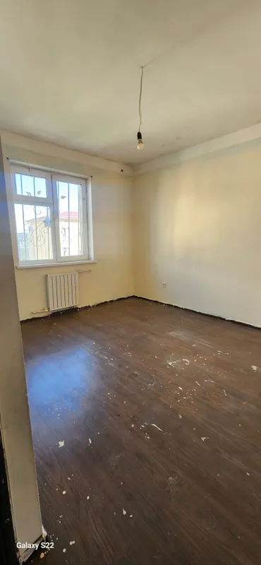 Срочно продается 2 ком.. Квартира.Корасув (Мотрит) 3