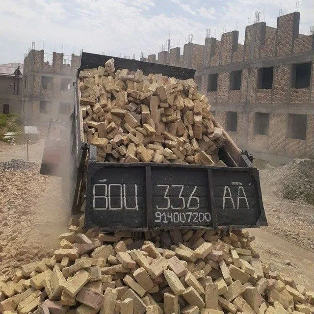 Кирпичи на продажу