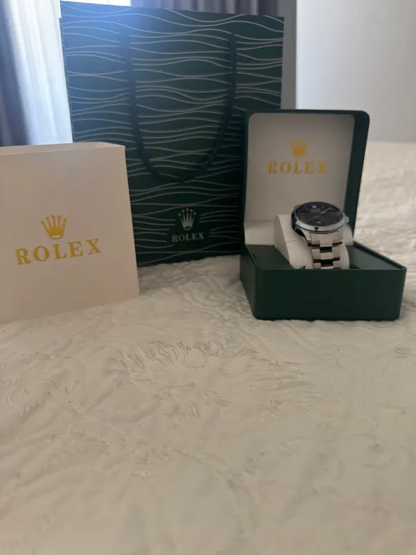 Soat Rolex Korobka dokumentli Yangi mujskoy