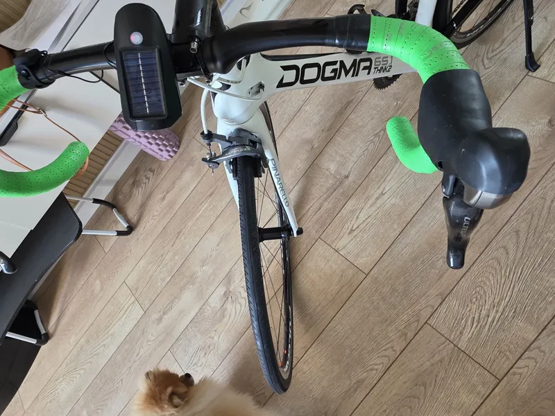 Pinarello Dogma. 2 Pinarello Dogma. 2