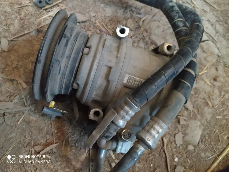 Продаётся Компрессор кондиционера от TOYOTA HILUX — фото 1
