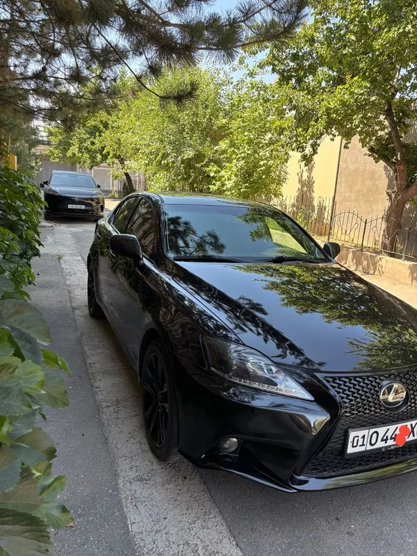 lexus is sotiladi 3