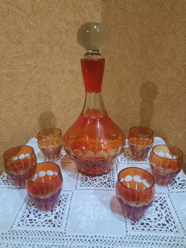 Коллекционный, винтажный набор: графин и 6 стопок. Ручное травление ви 7