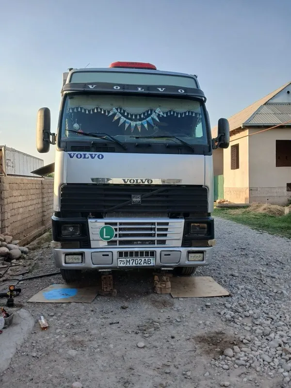 Волво 2001 йил вичай матор йурп турган мошн газ 200 куп 2 Волво 2001 йил вичай матор йурп турган мошн газ 200 куп 2
