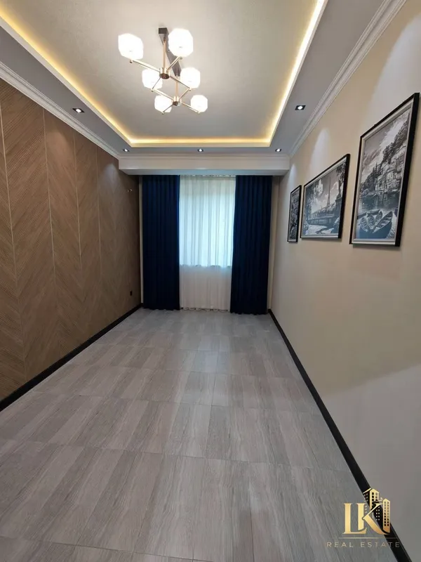 3 xonali kvartira sotiladi, 70 m², 2/8, Yashnobod tumani 1
