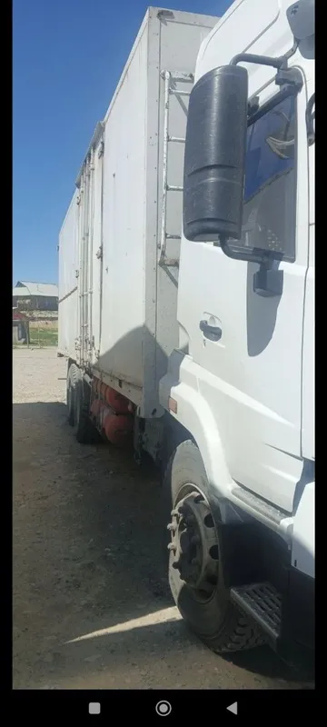 HOWA sinotruk V5 furgon — фото 3